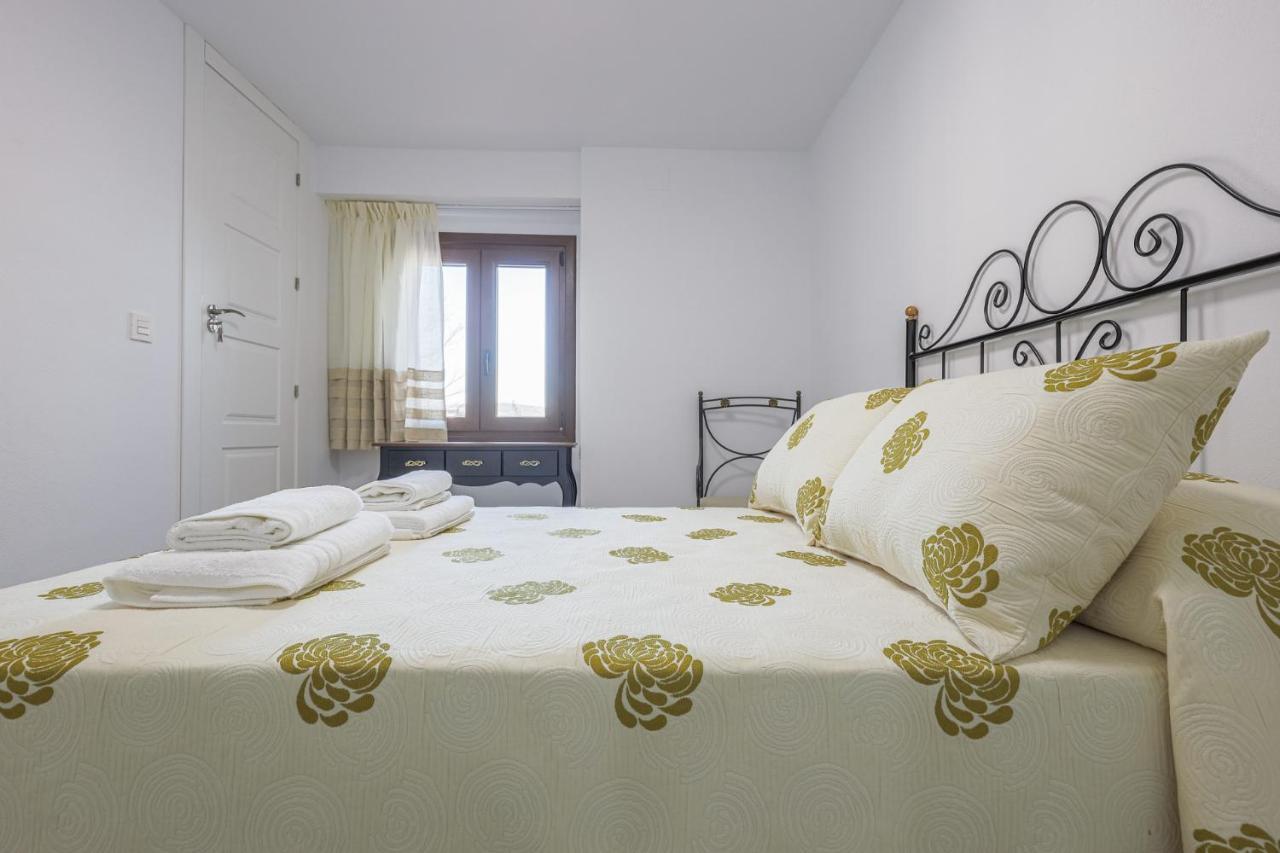 Fantastica Casa De 3 Bedroom Y 3 Banos - Casa De Relax- Montefrío Dış mekan fotoğraf