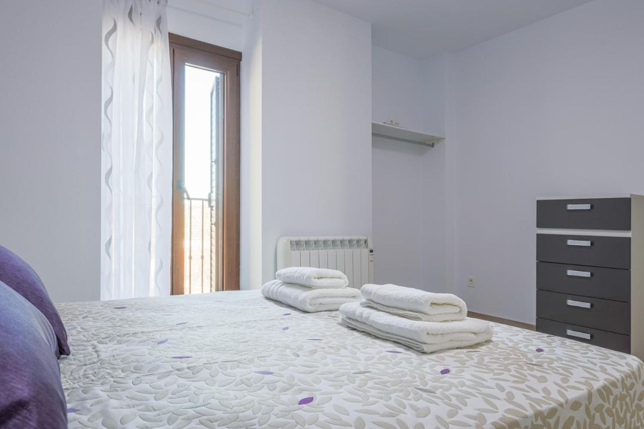 Fantastica Casa De 3 Bedroom Y 3 Banos - Casa De Relax- Montefrío Dış mekan fotoğraf